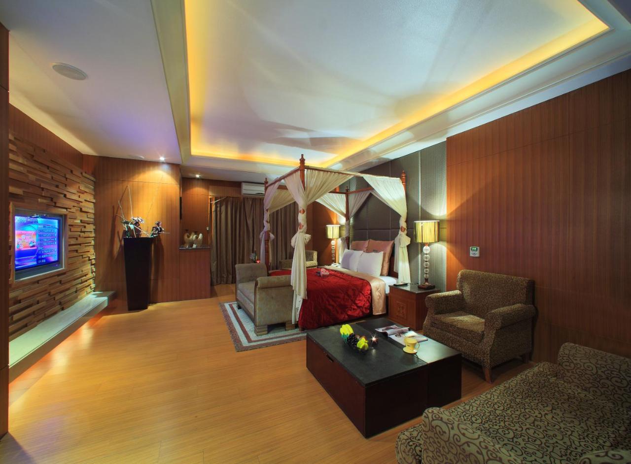 Roman Vacation Motel Dali Екстериор снимка